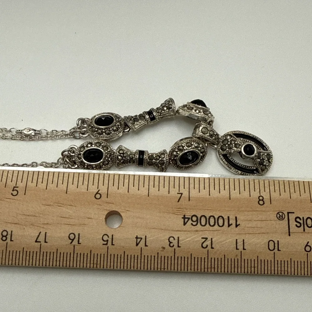Vintage Monet Double Strand Silver Tone Marcasite With Black Glass 14-16